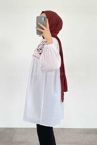 Modalamelif Çiçek Nakışlı Pileli Tunik Beyaz