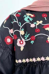 Modalamelif Çiçek Nakışlı Pileli Tunik Siyah