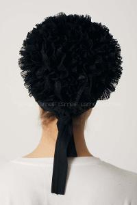 Lamelif Dikişsiz Bağlamalı fırfırlı Bone Siyah