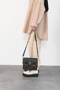 Black Tan Buckle Skin Hand Bag Arm Bag Bag