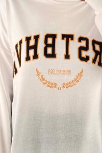 Lamelif Bisiklet Yaka Wrstbhvr Berlin Yazı Baskılı Sweat Ekru