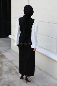 Lamelif Garnili Kolu Volanlı Tesettür Elbise Siyah