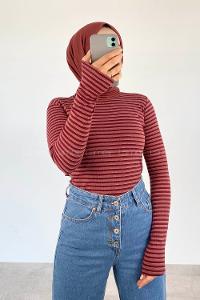 Bitter Brown Crew Neck Long Arm Without Accessories Unprinted Blouse