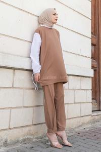 Camel Crew Neck Long Arm Without Accessories Crepe Fabric Regular Trousers Comfortable Suit