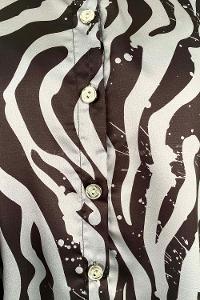 Gray Black Shirt Collar Long Arm Cotton Fabric Printed Shirt