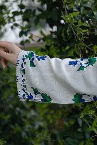 Ecru Khaki Bat Sleeve Arm Belted Linen Flowering Kimono