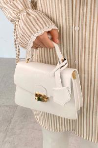 White Buckle Skin Hand Bag Bag