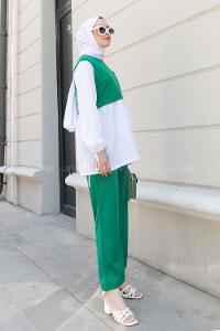 Emerald Green Crew Neck Long Arm With Brooch Crepe Fabric Regular Trousers Comfortable Suit