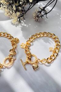 Gold Belted Gold Straight Wristband