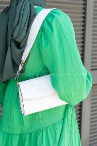 White Buckle Skin Hand Bag Bag