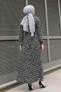 Black Crew Neck Crepe Fabric Printed Dresess