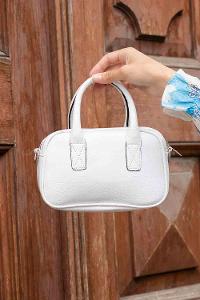 White Buckle Skin Hand Bag Bag