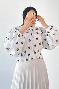 Black Crew Neck Long Arm Without Accessories Cotton Fabric Unprinted Blouse