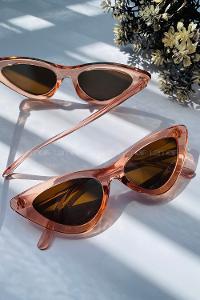 Brown With Milk Glasses