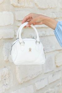 White Buckle Skin Hand Bag Bag
