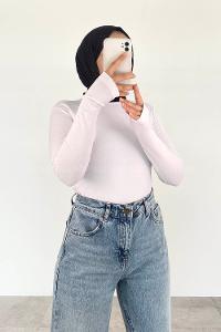 White Crew Neck Long Arm Cotton Body