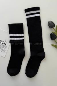 Lamelif Siyah Beyaz Çizgili Diz Altı Spor Çorap
