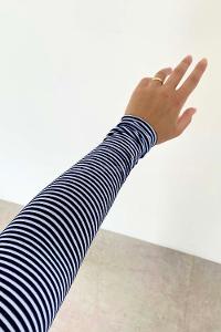 Lamelif Yarım Balıkçı Yaka İnce Çizgili Body Lacivert