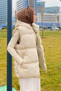 Beige Hood Neck Zero Arm Without Accessories Cotton Unprinted Vest