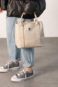 Cream Buckle Skin Hand Bag Bag