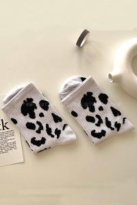 Lamelif İnek Desenli Kolej Çorap