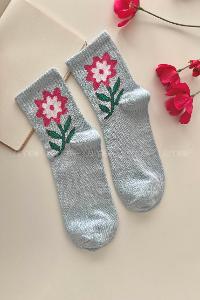 Lamelif Çiçek Desen Kolej Çorap