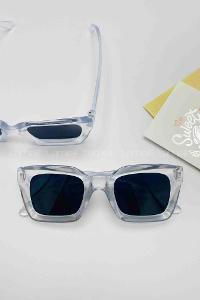 Lamelif Riva Şeffaf Çerçeve Siyah Cam Güneş Gözlüğü