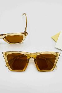 Lamelif Sütlü Kahve Çerçeve Kahve Cam Cat Eye Güneş Gözlüğü