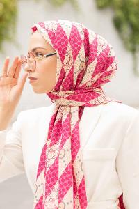 Lamelif Gücci Desen Mos Serisi Şal Fuşya-Sarı