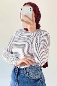Yaka İnce Çizgili Body Beyaz Siyah