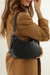 Black-1 Buckle Skin Hand Bag Bag