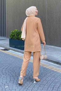 Lamelif Zeta Çizgili Takım Sütlü Kahve