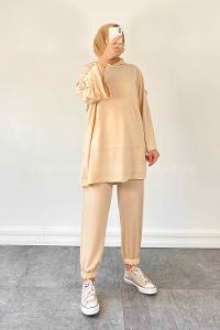 Cream Hood Neck Half Arm Arm Two Threads Comfortable Suit