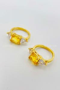 Lamelif Yüksek Kalite Çelik(316L) Gold Sarı Taşlı Yüzük