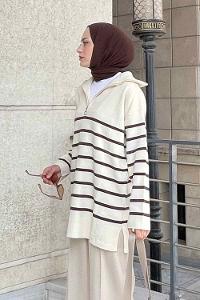 Bitter Brown Choker Neck Long Arm Jumper