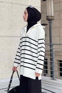 White Choker Neck Long Arm Jumper