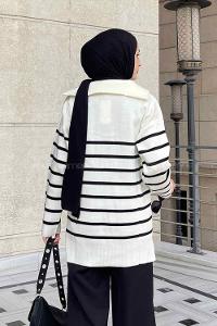 White Choker Neck Long Arm Jumper