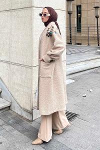 Stone Scarf Neck Balloon Sleeve Arm Stamp Fabric Coat