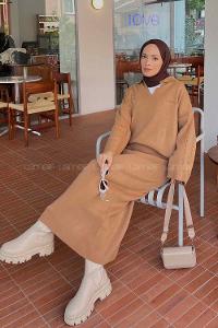Brown With Milk Polo Neck Collar Long Arm Knitwear Straight Skirt Suit