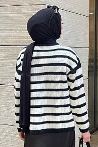 Lamelif  Kalın Çizgili Yumoş Hırka Beyaz -Siyah