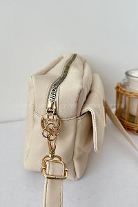 Lamelif Kapak Kilitli Vintage Çapraz Çanta Krem