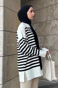 White Medium Crew Neck Long Arm Jumper