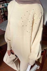 Cream Turtle Neck Long Arm Without Accessories Knitwear Regular Trousers Comfortable Suit