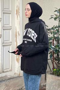 Lamelif Newyork Baskı Detaylı Kapüşonlu Sweatshirt Siyah