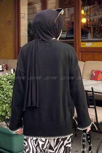 Black Loose Crew Neck Long Arm Jumper