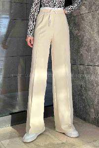 Lamelif Bağcık Detaylı Garnili Pantolon  Krem