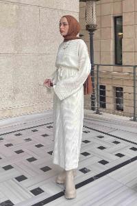 Lamelif Yarasa Kol Triko Tesettür Elbise Ekru