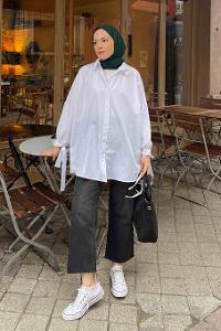 White Shirt Collar Long Arm Cotton Shirt