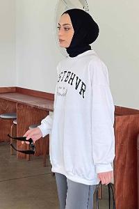 White Medium Crew Neck Long Arm Printed Sweatshirt