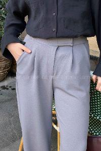 Lamelif  Beli Cırtcırt Kapama Detaylı Pantolon Gri